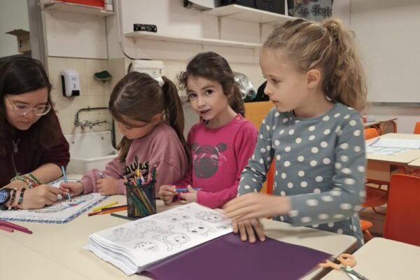 WhatsApp Image 2025-10-20 à 09.42.17_8c769128 WhatsApp Image 2025-10-20 à 09.42.17_8c769128