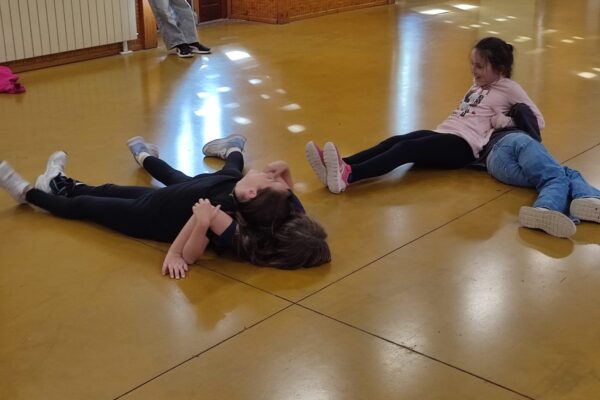 WhatsApp Image 2025-10-20 à 15.01.39_371ad53e WhatsApp Image 2025-10-20 à 15.01.39_371ad53e