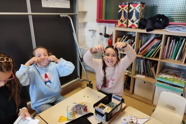 WhatsApp Image 2025-10-22 à 10.22.03_c385860c WhatsApp Image 2025-10-22 à 10.22.03_c385860c