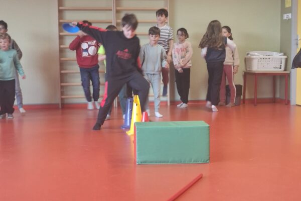 WhatsApp Image 2025-10-23 à 10.45.43_fcfb9b39 WhatsApp Image 2025-10-23 à 10.45.43_fcfb9b39