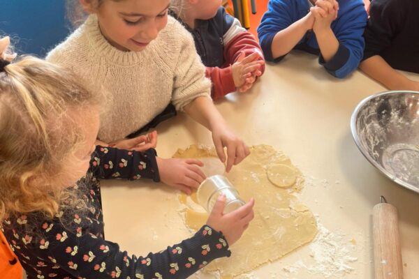 WhatsApp Image 2025-10-27 à 10.57.57_983a4182 WhatsApp Image 2025-10-27 à 10.57.57_983a4182