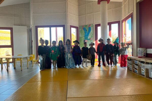 WhatsApp Image 2025-10-30 à 15.04.19_e58001a6 WhatsApp Image 2025-10-30 à 15.04.19_e58001a6