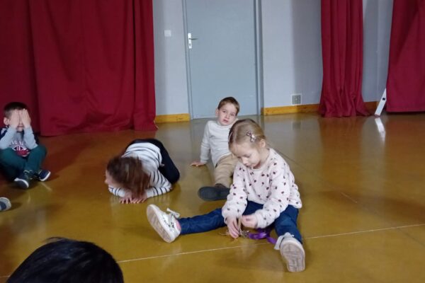 WhatsApp Image 2025-11-19 à 10.46.09_88fe9b21 WhatsApp Image 2025-11-19 à 10.46.09_88fe9b21