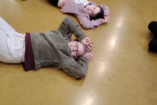 WhatsApp Image 2025-11-26 à 10.37.28_b4cd5696 WhatsApp Image 2025-11-26 à 10.37.28_b4cd5696