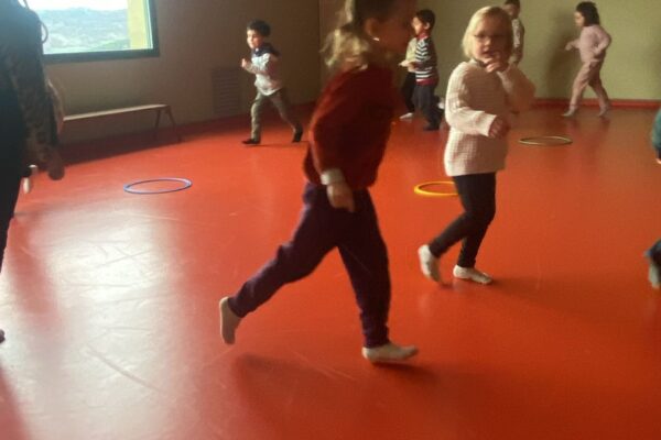 WhatsApp Image 2025-11-26 à 10.57.08_18f73149 WhatsApp Image 2025-11-26 à 10.57.08_18f73149