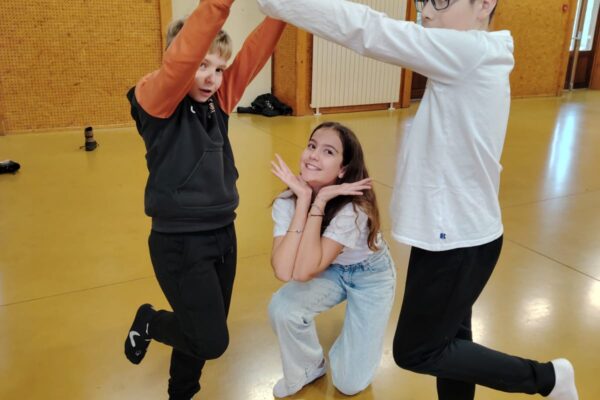 WhatsApp Image 2025-11-26 à 11.39.46_e945bb22 WhatsApp Image 2025-11-26 à 11.39.46_e945bb22